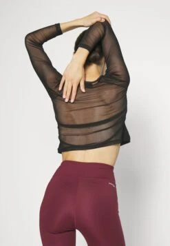 Longsleeve - Black 13 Longsleeve - Black -Even&Odd 8c8eaf1f13704e26bfeb072d35d892bf