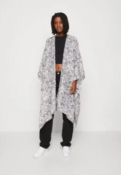 Even&Odd Lichte Jas - Black/White