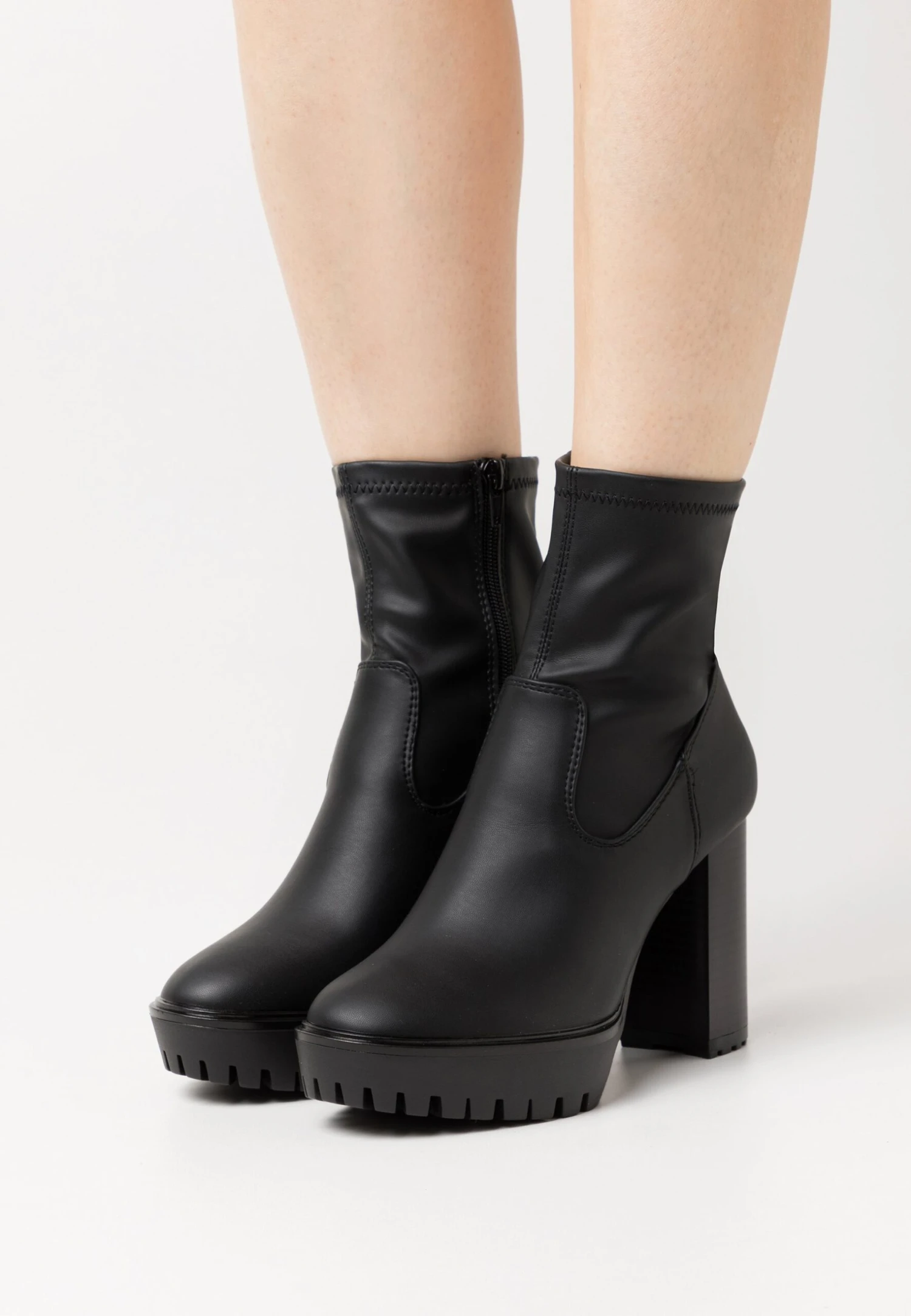 Even&Odd Enkellaarsjes Met Plateauzool - Black 3 Even&Odd Enkellaarsjes Met Plateauzool - Black