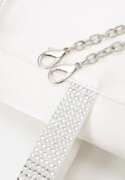 Even&Odd Clutch - Off-White 10 Even&Odd Clutch - Off-White -Even&Odd e106c56f4e6342e58ddd218469da2a44