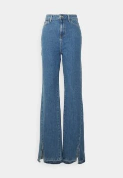 Straight Leg Jeans - Light Blue Denim 10 Straight Leg Jeans - Light Blue Denim -Even&Odd fc67d3f6fa6a44c582181567eb741f0a